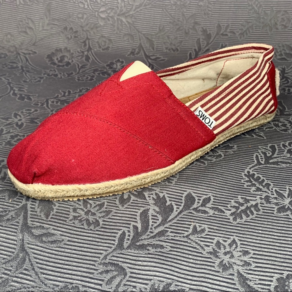 TOM’S Flats Red&White Striped Slip On Shoes US 9.5